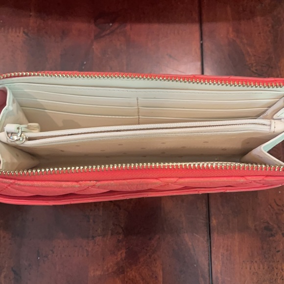 Kate Spade quilted handbag with Matching wallet - Picture 13 of 16